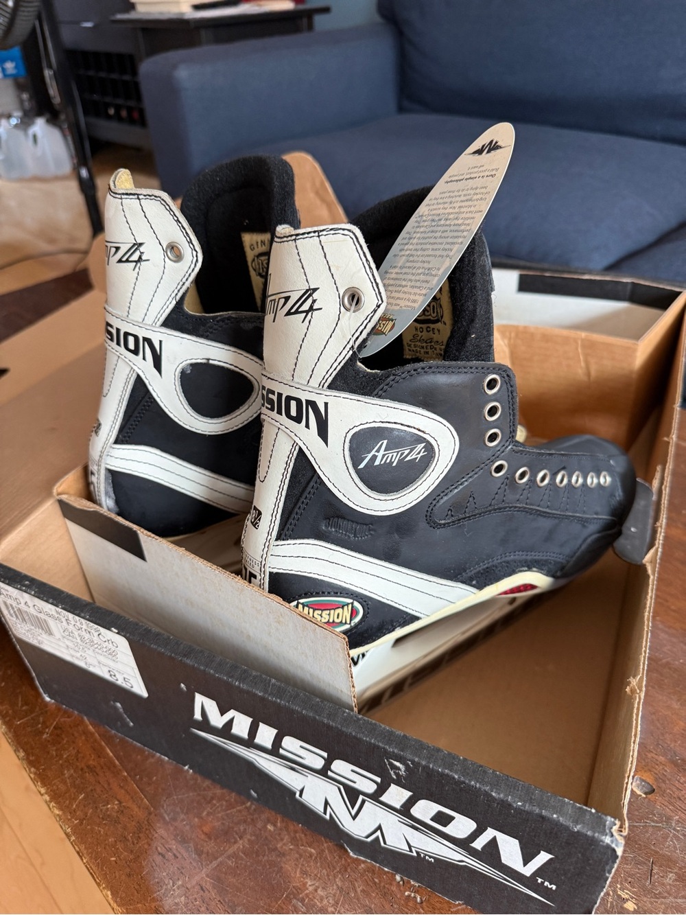 Vintage Mission Hockey Skates - Picture 5 of 7